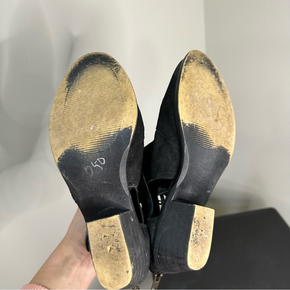 Steve Madden Cinch Western Booties with Buckle - Picture 6 of 6